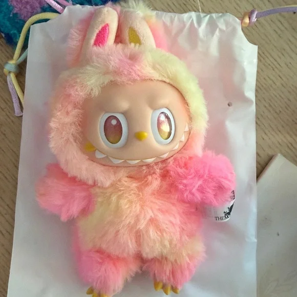 Authentic LOYALTY-Labubu Big Into Energy Blind Box - POPMART x
THE MONSTERS - Picture 3 of 15